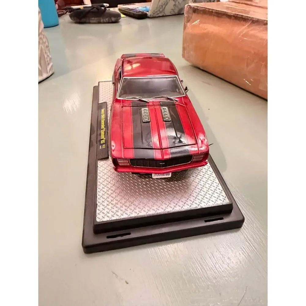 chevrolet red diecast